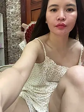 LiLi-Kirix99 online show from July 18, 7:01 am