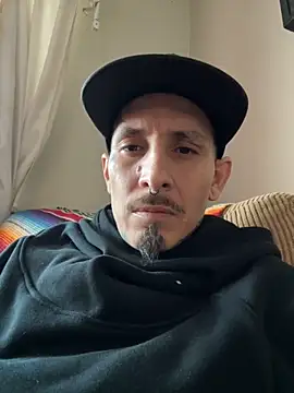 Snapshot of NutP619 chatting on December 4, 10:07 pm NutP619 online show from December 4, 10:07 pm