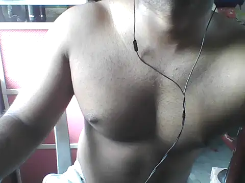 Snapshot of hot_to_handel chatting on May 24, 5:34 am hot to handel online show from May 24, 5:34 am