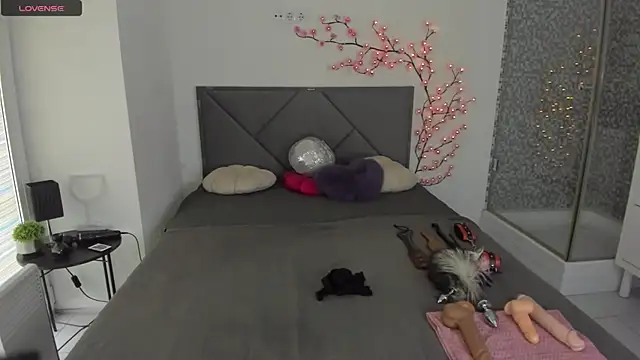 Snapshot of CassieEvans chatting on March 3, 6:52 am CassieEvans online show from March 3, 6:52 am