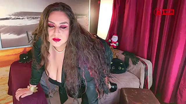 booberella online show from December 23, 2:31 am