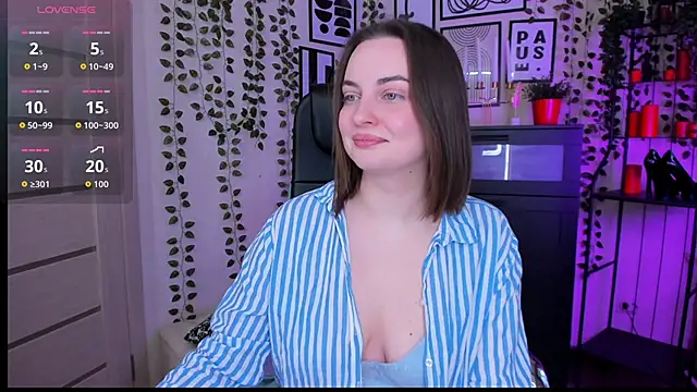 Snapshot of Astarte_Aste chatting on May 29, 3:10 pm Astarte Aste online show from May 29, 3:10 pm