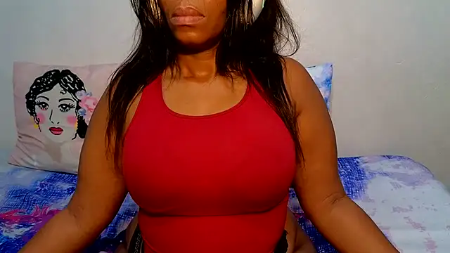 Snapshot of SexyFreaky_ chatting on February 24, 10:04 am SexyFreaky online show from February 24, 10:04 am