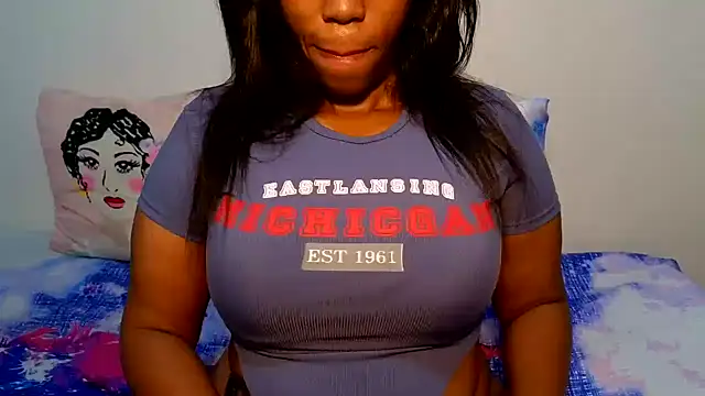 Snapshot of SexyFreaky_ chatting on February 25, 7:20 am SexyFreaky online show from February 25, 7:20 am