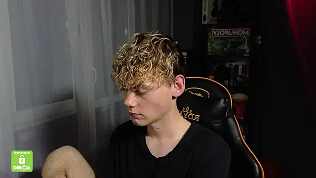 Keytaro online show from October 12, 8:08 pm