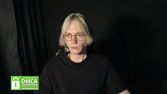Snapshot of Keytaro chatting on May 25, 1:17 pm Keytaro online show from May 25, 1:17 pm