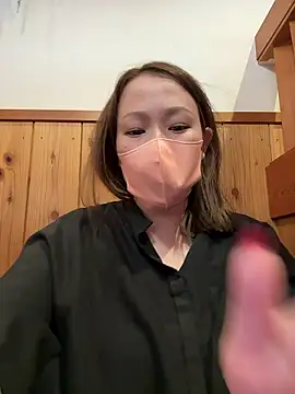 Snapshot of annna_annna_2024 chatting on June 9, 2:01 am annna annna 2024 online show from June 9, 2:01 am