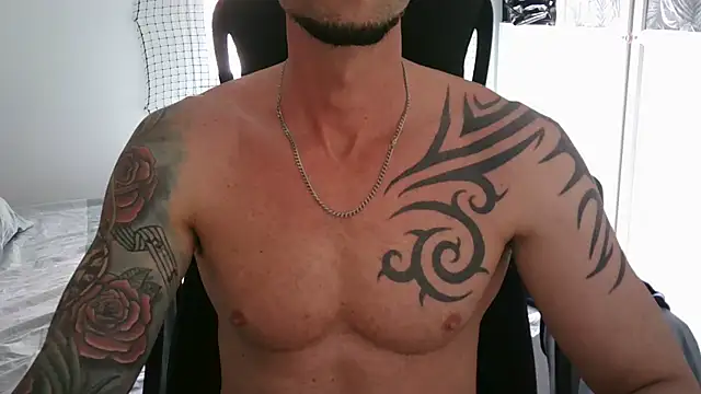 Snapshot of gabrielsaiyann chatting on March 28, 3:00 pm gabrielsaiyann online show from March 28, 3:00 pm