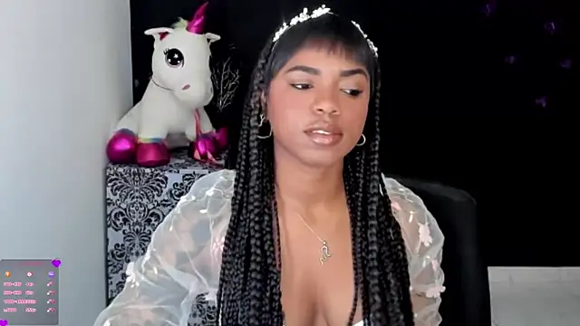 Marce 22 online show from November 3, 9:05 pm