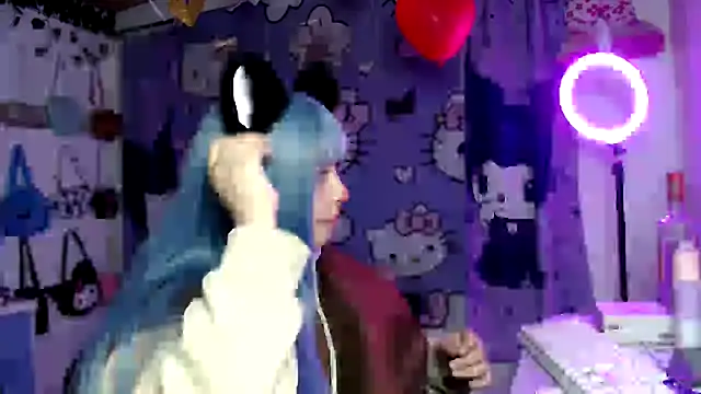 lussyevans24 online show from February 23, 4:10 am