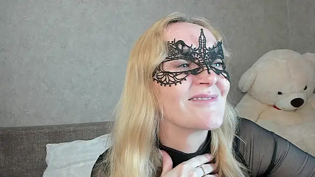 Snapshot of angelica_marquise chatting on July 2, 5:41 pm angelica marquise online show from July 2, 5:41 pm