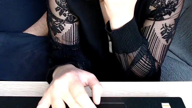 margotgra82 online show from November 11, 3:34 pm