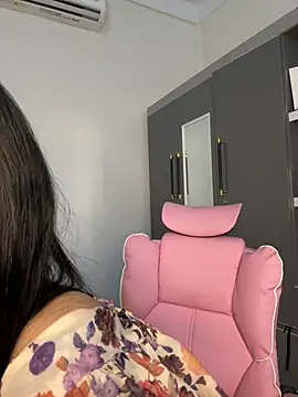 Snapshot of Baby-sexygirl01 chatting on July 30, 8:02 am Baby-sexygirl01 online show from July 30, 8:02 am