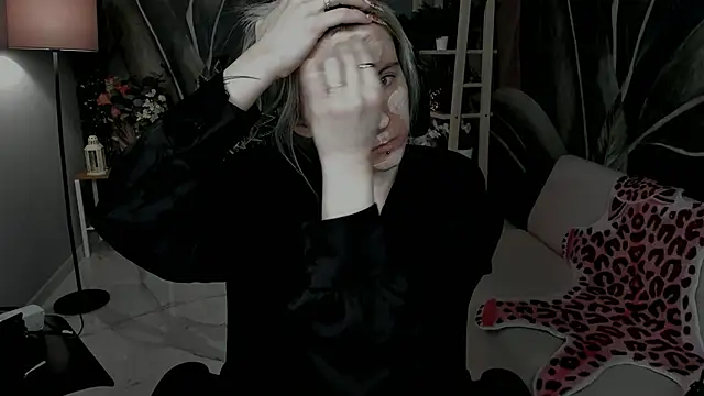 LexiWenford online show from November 25, 2:55 am