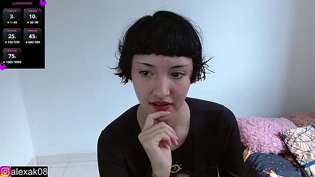 Snapshot of alexaa08 chatting on February 15, 4:56 pm alexaa08 online show from February 15, 4:56 pm