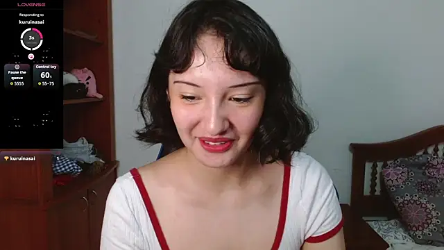 Snapshot of alexaa08 chatting on October 8, 12:47 pm alexaa08 online show from October 8, 12:47 pm