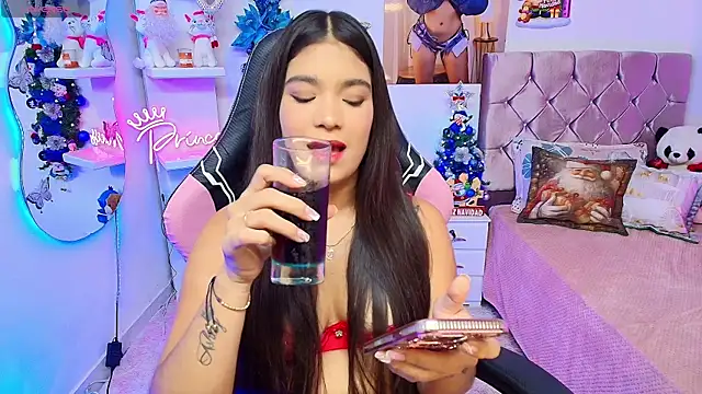 imsofy  online show from December 2, 9:21 pm