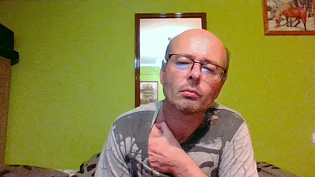 Snapshot of Tiger202441 chatting on July 12, 7:27 pm Tiger202441 online show from July 12, 7:27 pm