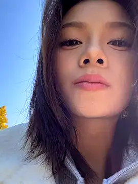 Snapshot of Asia-Melody chatting on November 14, 2:21 am Asia-Melody online show from November 14, 2:21 am