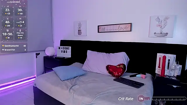 Natasha Kinski online show from February 12, 10:59 pm