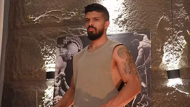 DannSaenz online show from November 5, 11:16 pm