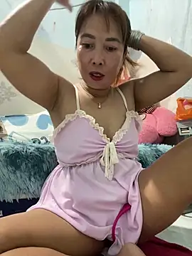 Linaannn online show from March 11, 11:37 pm