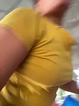 Linaannn online show from March 15, 9:41 am