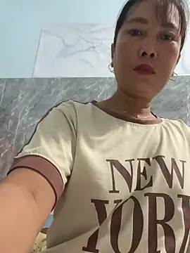 Linaannn online show from November 7, 11:38 pm