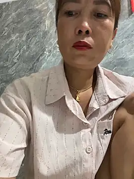 Linaannn online show from May 13, 11:11 pm