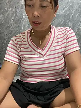 Linaannn online show from July 7, 7:23 am