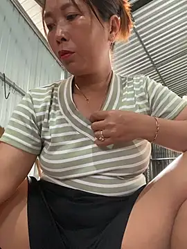 Linaannn online show from July 24, 11:14 pm