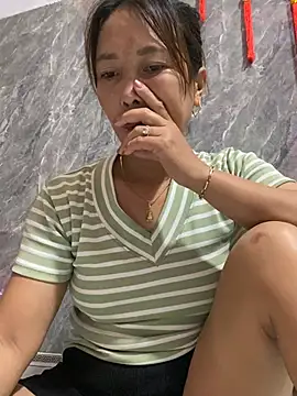 Linaannn online show from July 29, 11:36 pm