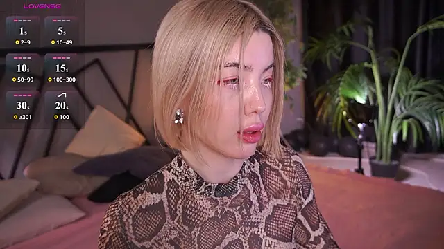 LindaThacker online show from March 2, 7:15 am