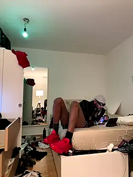 Snapshot of esteraulxxx chatting on December 3, 11:46 pm esteraulxxx online show from December 3, 11:46 pm