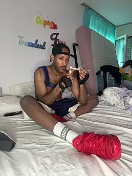 Snapshot of esteraulxxx chatting on December 16, 11:44 am esteraulxxx online show from December 16, 11:44 am