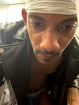 Snapshot of esteraulxxx chatting on October 5, 4:44 am esteraulxxx online show from October 5, 4:44 am