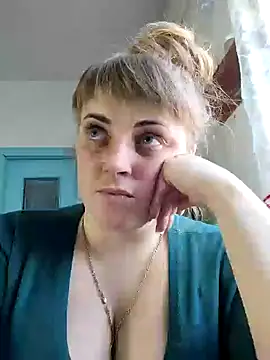 CoddessCrystal online show from March 18, 8:47 am