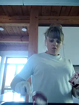 CoddessCrystal online show from September 18, 11:01 am