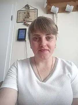 CoddessCrystal online show from June 8, 8:04 am