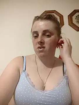 CoddessCrystal online show from June 21, 1:35 pm