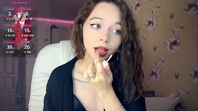  SofiaBrown online show from December 3, 8:06 pm