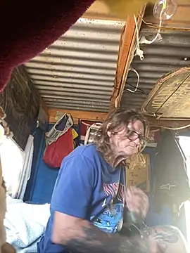 Snapshot of hondaboy351 chatting on September 25, 1:42 am hondaboy351 online show from September 25, 1:42 am