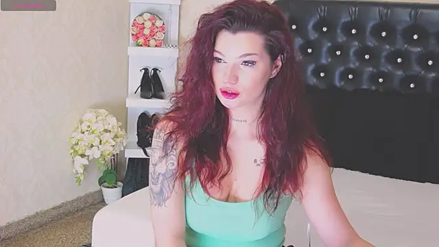 Allisonn223 online show from June 12, 1:21 pm