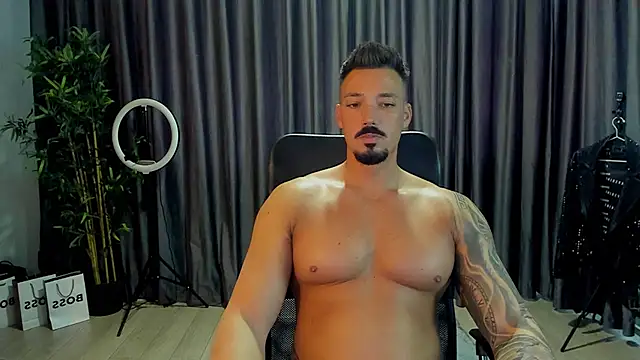 HaydenSpearss online show from May 10, 6:51 am