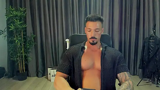 HaydenSpearss online show from June 9, 12:39 pm