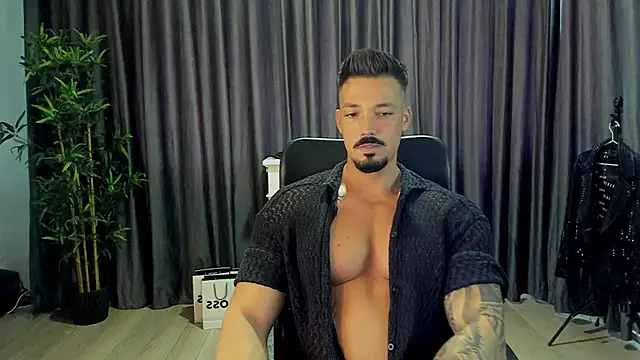 HaydenSpearss online show from June 13, 7:06 am