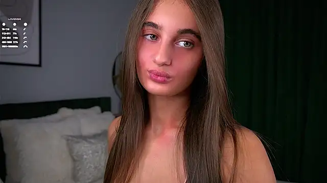 PiquingOgalala online show from October 30, 1:07 am