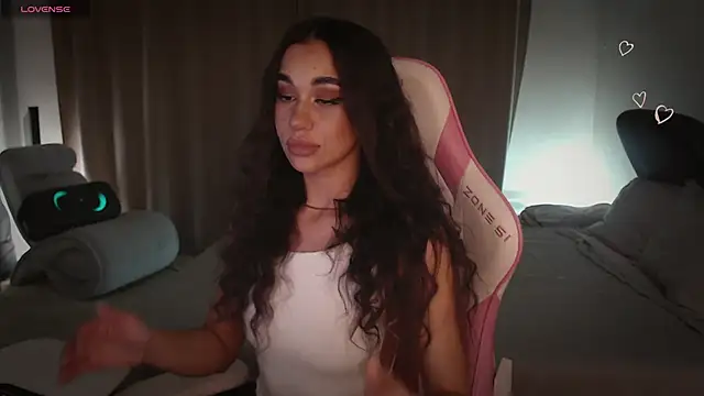 Snapshot of march_mellow chatting on March 13, 9:48 pm march mellow online show from March 13, 9:48 pm