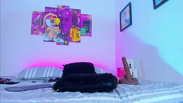 Snapshot of anahidolls chatting on November 27, 1:24 pm anahidolls online show from November 27, 1:24 pm