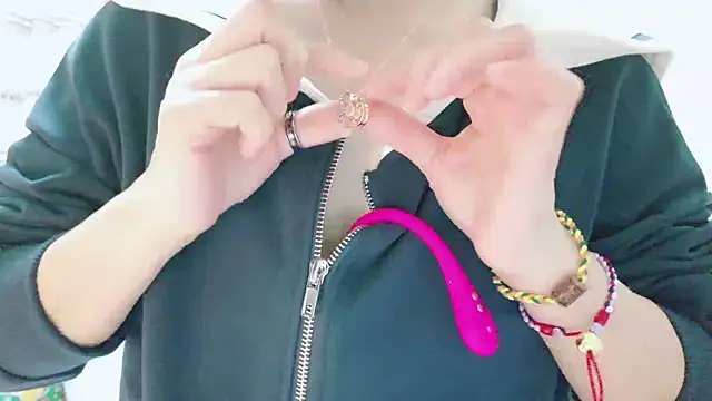 Snapshot of renapiyon8182 chatting on January 10, 7:54 pm renapiyon8182 online show from January 10, 7:54 pm